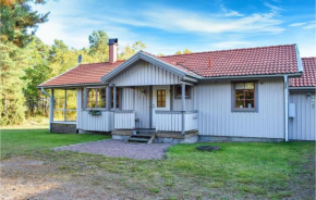 Nice home in Mönsterås w/ 3 Bedrooms